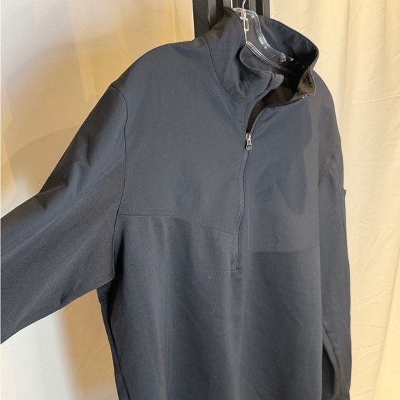 Under Armour Men's Black Zip-Up Sweater - Picture 2 of 4